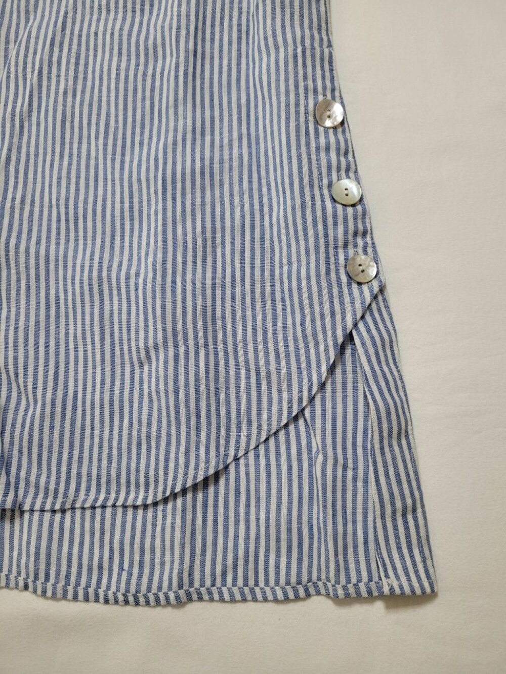J. Jill Love Linen Sleeveless Tunic Blouse Blue White Striped Button Down Medium - Picture 4 of 9